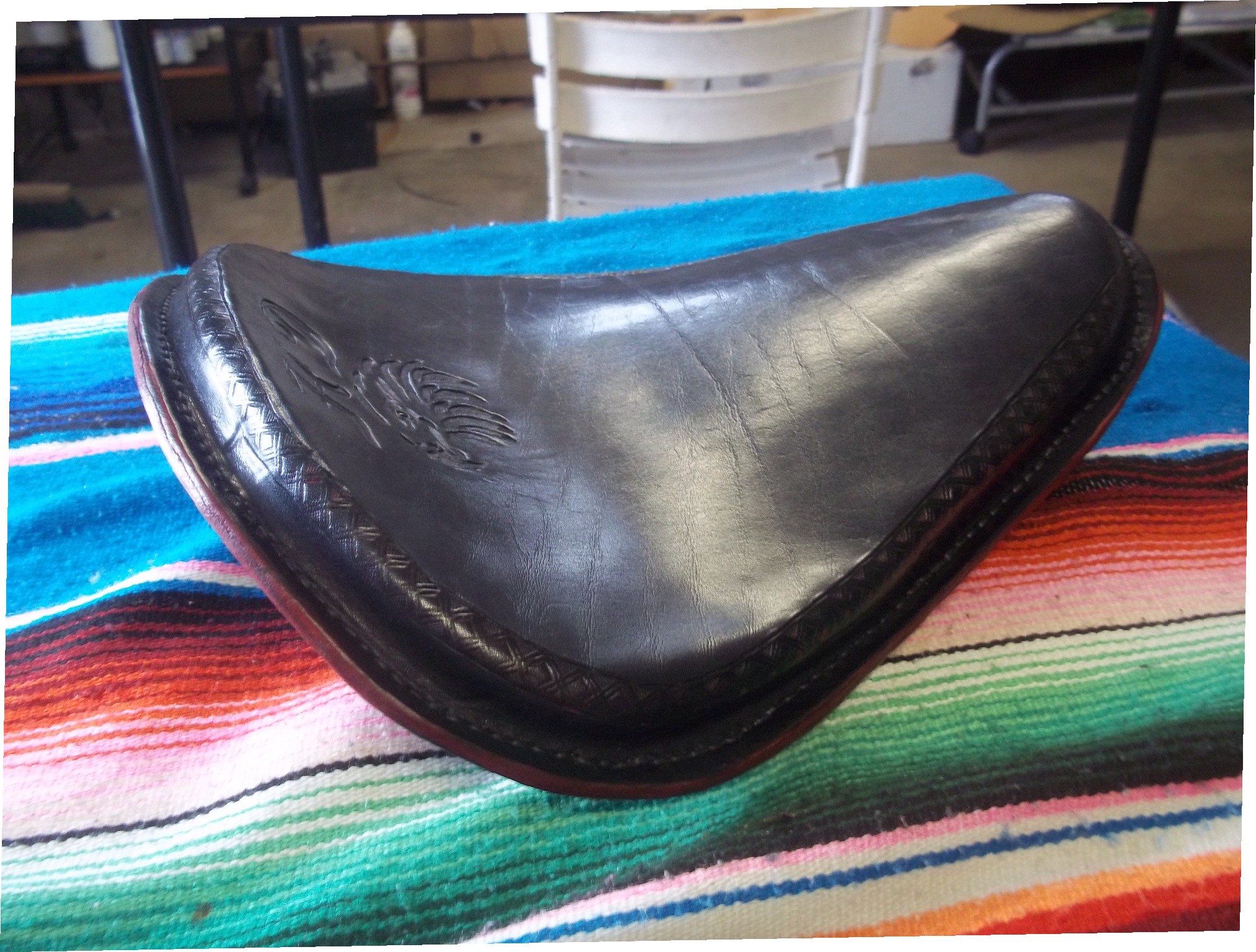 Selle solo  harley sportser avec platine