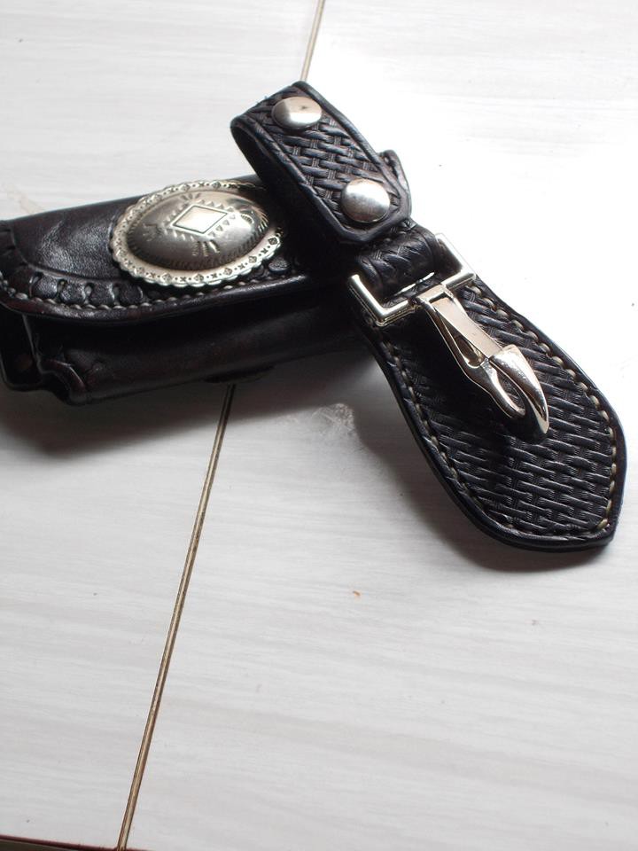 porte clés   de ceinture   en cuir