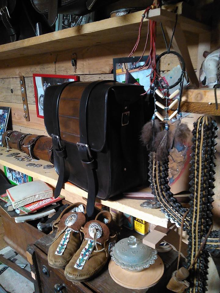 sacoche tout model cuir