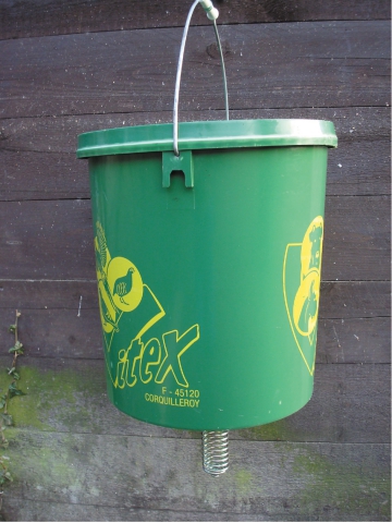 Agrainoir seau 22L + ressort